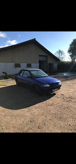 Ford Escort 4 of 4