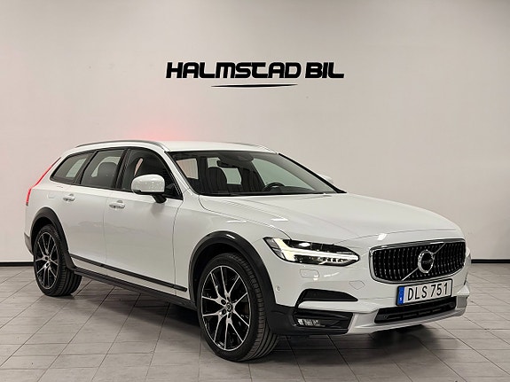 Volvo V90 Cross Country