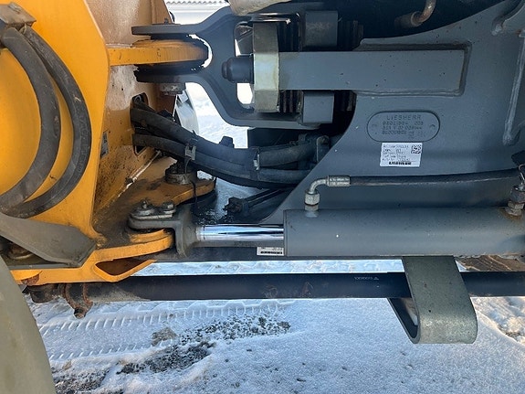 Liebherr 507 10 of 18