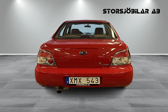 Subaru Impreza 4 of 5