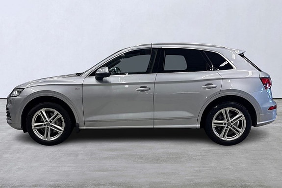 Audi Q5 2 of 5