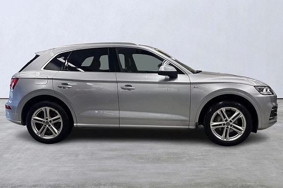 Audi Q5 3 of 5
