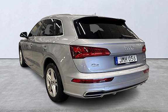 Audi Q5 4 of 5