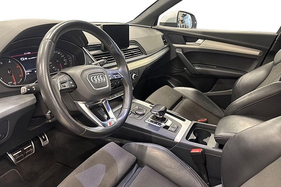 Audi Q5 8 of 24