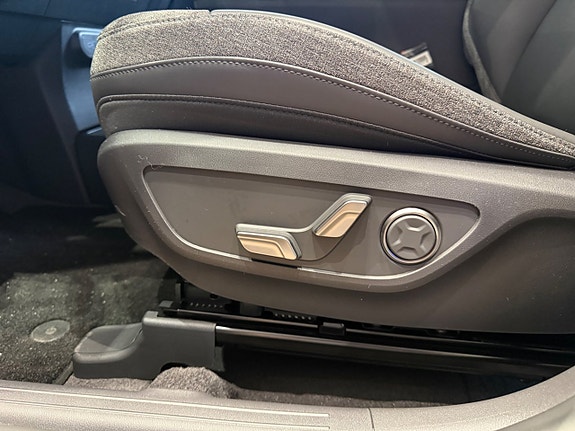Kia EV5 7 of 15