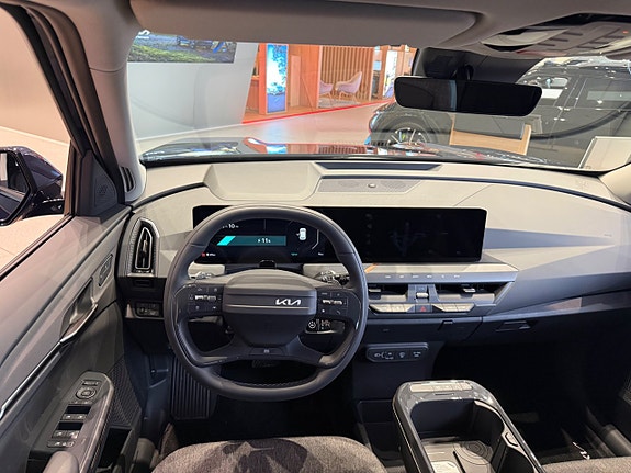 Kia EV5 10 of 15