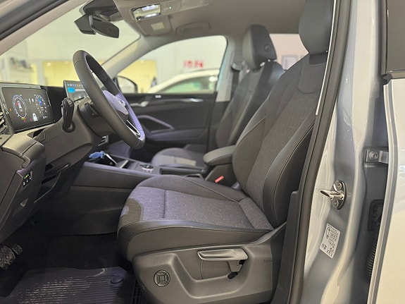 Volkswagen Tiguan 9 of 17
