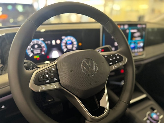 Volkswagen Tiguan 7 of 17