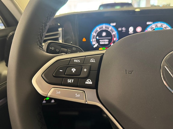 Volkswagen Tiguan 13 of 17
