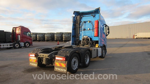 Volvo FH Dragbil / I-Save 3 of 6