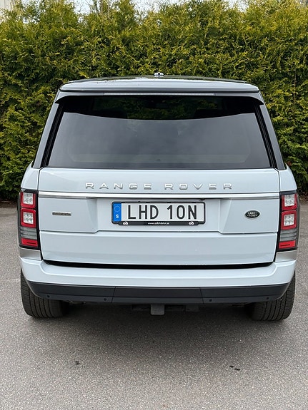 Land Rover Range Rover 3 of 5