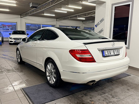 Mercedes-Benz C180 17 of 17