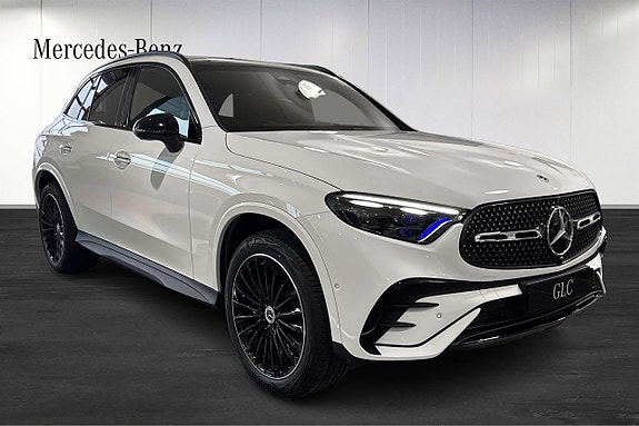 Mercedes-Benz GLC400 e 2 of 5