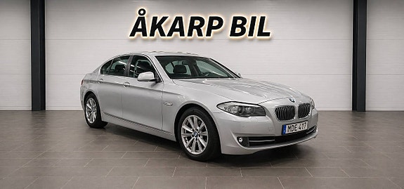 BMW 520d 3 of 5