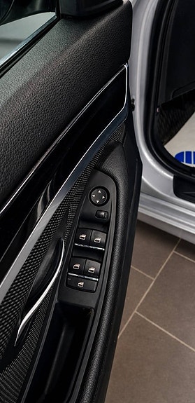 BMW 520d 11 of 15