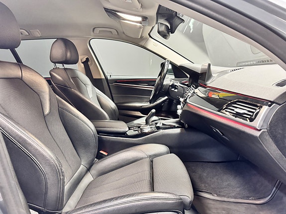 BMW 520d 12 of 18