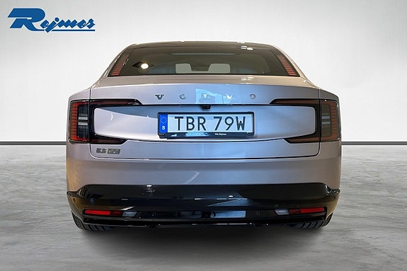 Volvo ES90 4 of 5