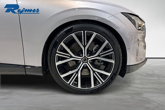 Volvo ES90 15 of 19