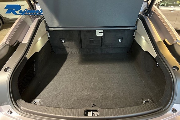 Volvo ES90 10 of 19