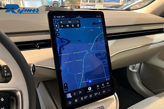 Volvo ES90 13 of 19
