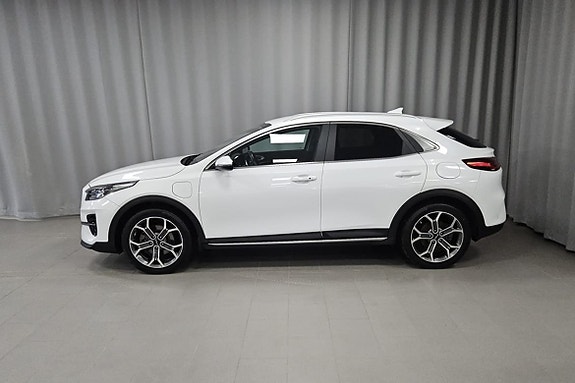 Kia XCeed 2 of 5