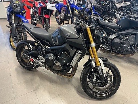Yamaha MT-09 ABS ink. Akrapovic