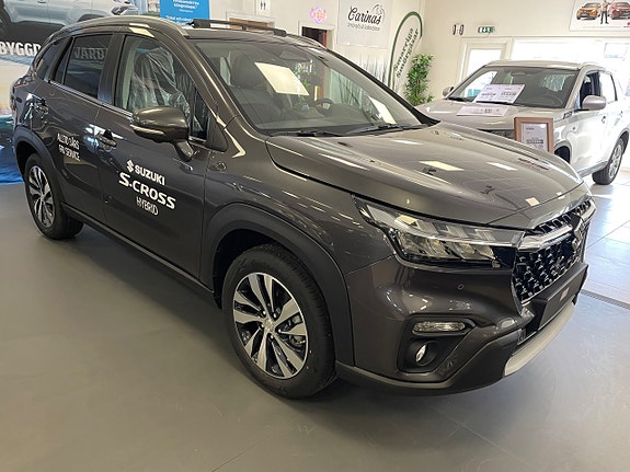 Suzuki S-Cross 5 of 8