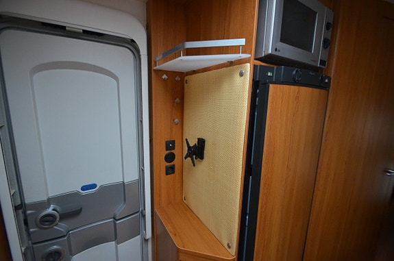 Knaus ROYALE 580 11 of 16