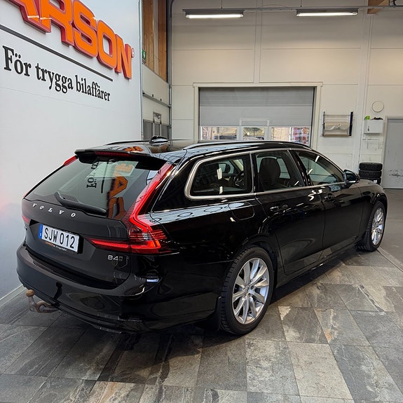 Volvo V90 4 of 12
