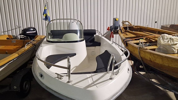 Tillfälle Emili 460 styrpulpet