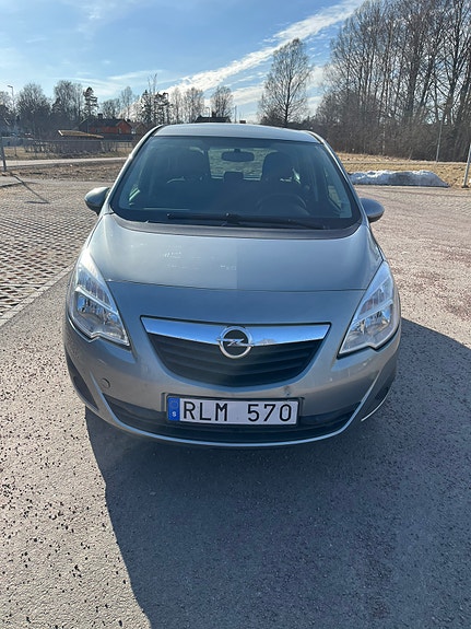 Opel Meriva 2 of 5