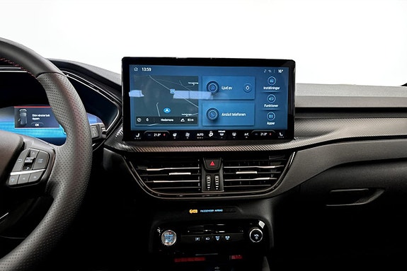 Ford Kuga 9 of 12