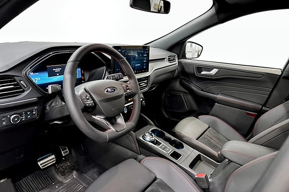 Ford Kuga 8 of 12