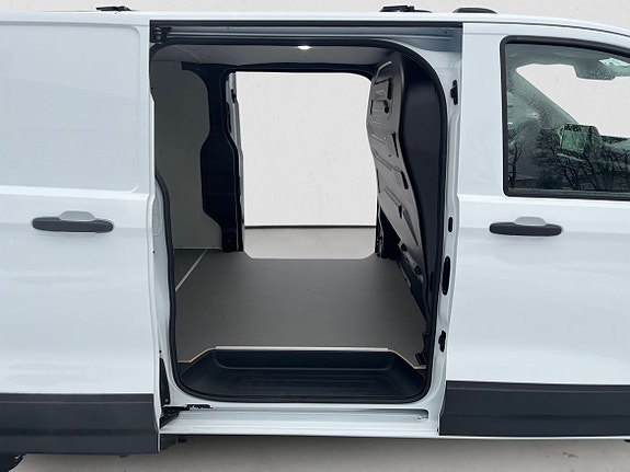 Volkswagen Transporter 13 of 22