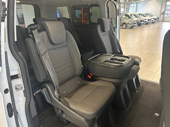 Ford Custom Tourneo 10 of 16