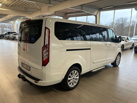 Ford Custom Tourneo 2 of 16