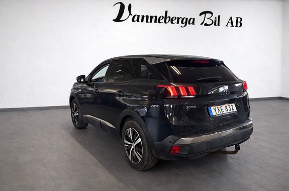 Peugeot 3008 4 of 5