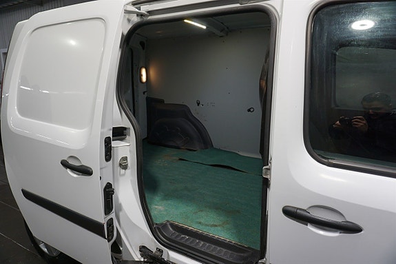 Renault Kangoo Maxi 11 of 19