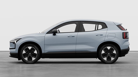 Volvo EX30 2 of 17
