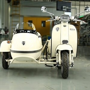 Royal Alloy GP350 Sidovagn 2 of 10