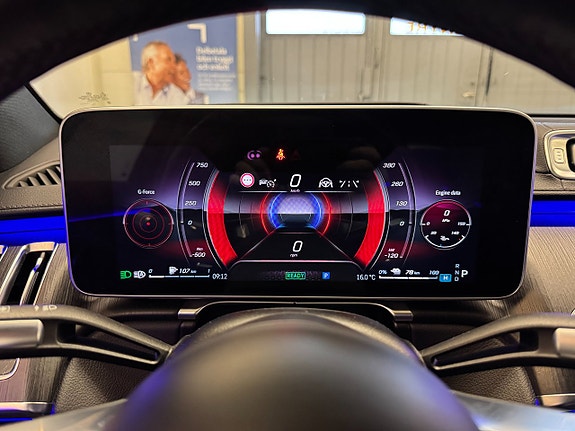 Mercedes-Benz S580 e 30 of 30