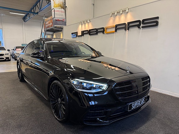 Mercedes-Benz S580 e 2 of 5