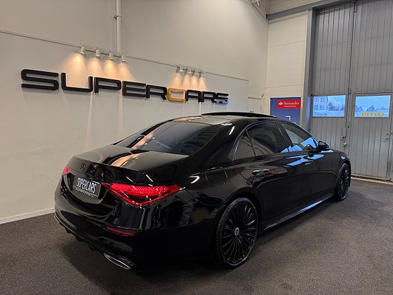 Mercedes-Benz S580 e 5 of 5
