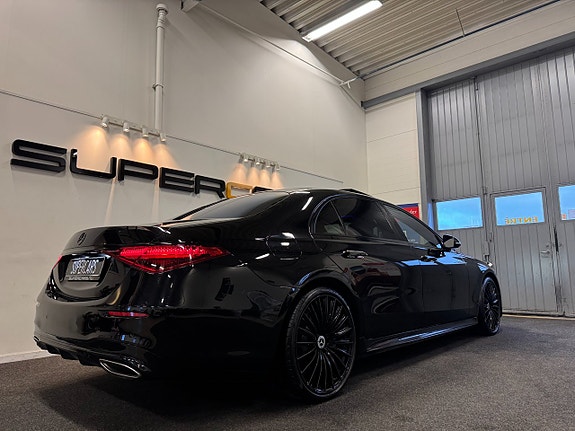Mercedes-Benz S580 e 7 of 30