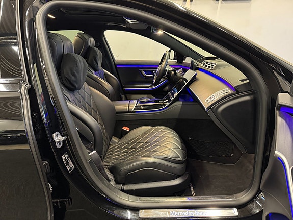 Mercedes-Benz S580 e 12 of 30