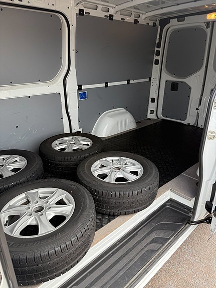 Mercedes-Benz Sprinter 317 11 of 12