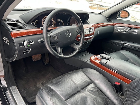 Mercedes-Benz S350 13 of 20