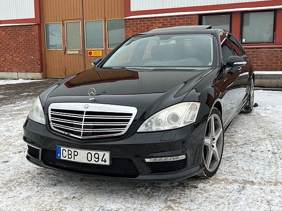 Mercedes-Benz S350 2 of 20