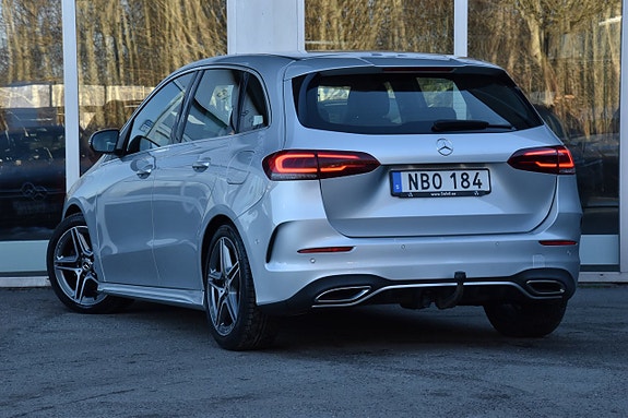 Mercedes-Benz B180 6 of 25