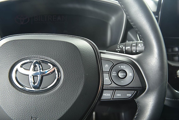 Toyota Corolla 13 of 17